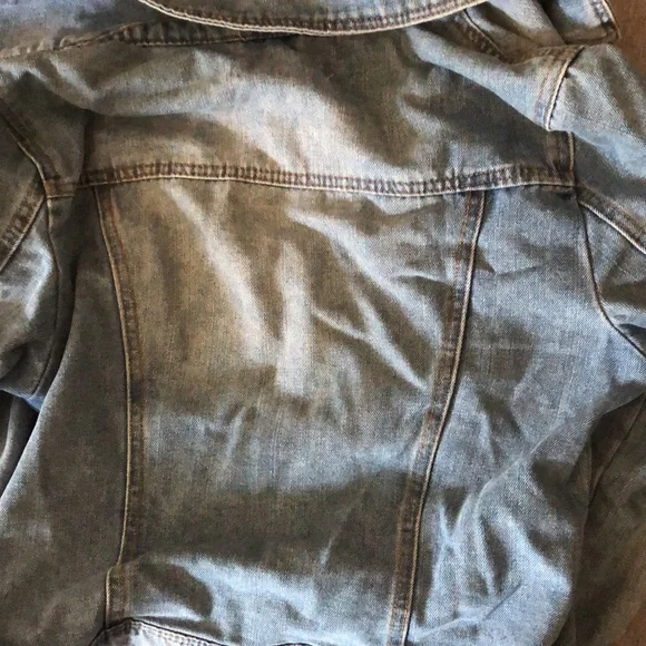 Jean jacket - Picture 3 of 3